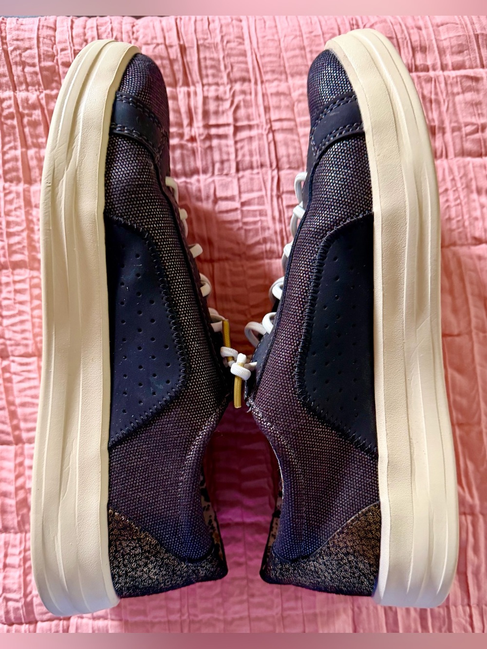Hey Dude Women’s Karina Shimmer Sneakers NWOT - Picture 10 of 13